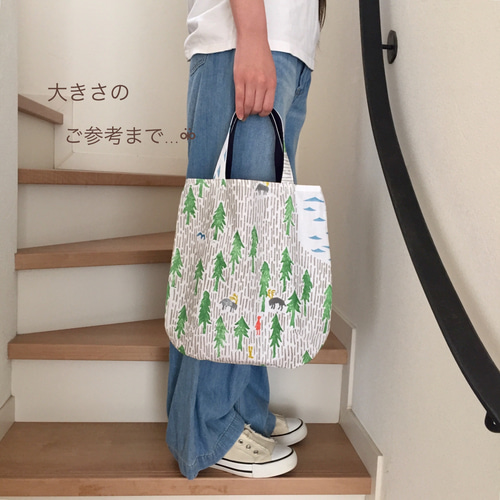 ⚮̈再販です⚮̈タックトートバッグ小さめA4縦書類入minaperhonen one