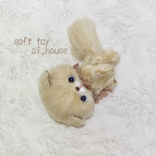 ふわふわ猫ちゃん ふんわり可愛いねこ ハンドメイドぬいぐるみ ふわふわ猫ちゃん ふんわり可愛いねこ ハンドメイドぬいぐるみ