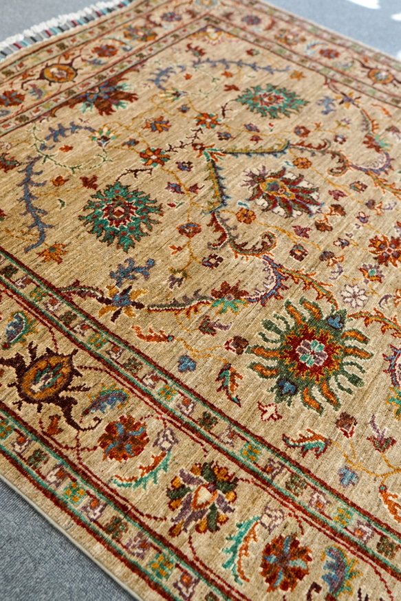 177×127cm アフガニスタン ガズニーウール 手織り絨毯 177×127cm アフガニスタン ガズニーウール 手織り絨毯