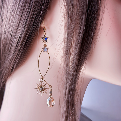 月と星のアクセサリーセット（ゴールドホワイト） ピアス（フック