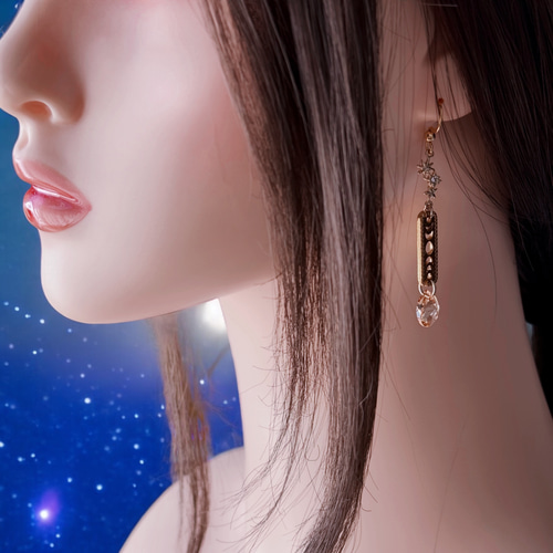 月と星のアクセサリーセット（ゴールドホワイト） ピアス（フック