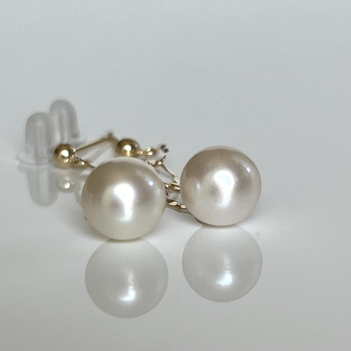 送料無料 K18. 6.5mm 綺麗なアコヤパール ハンドメイドピアス 18金  