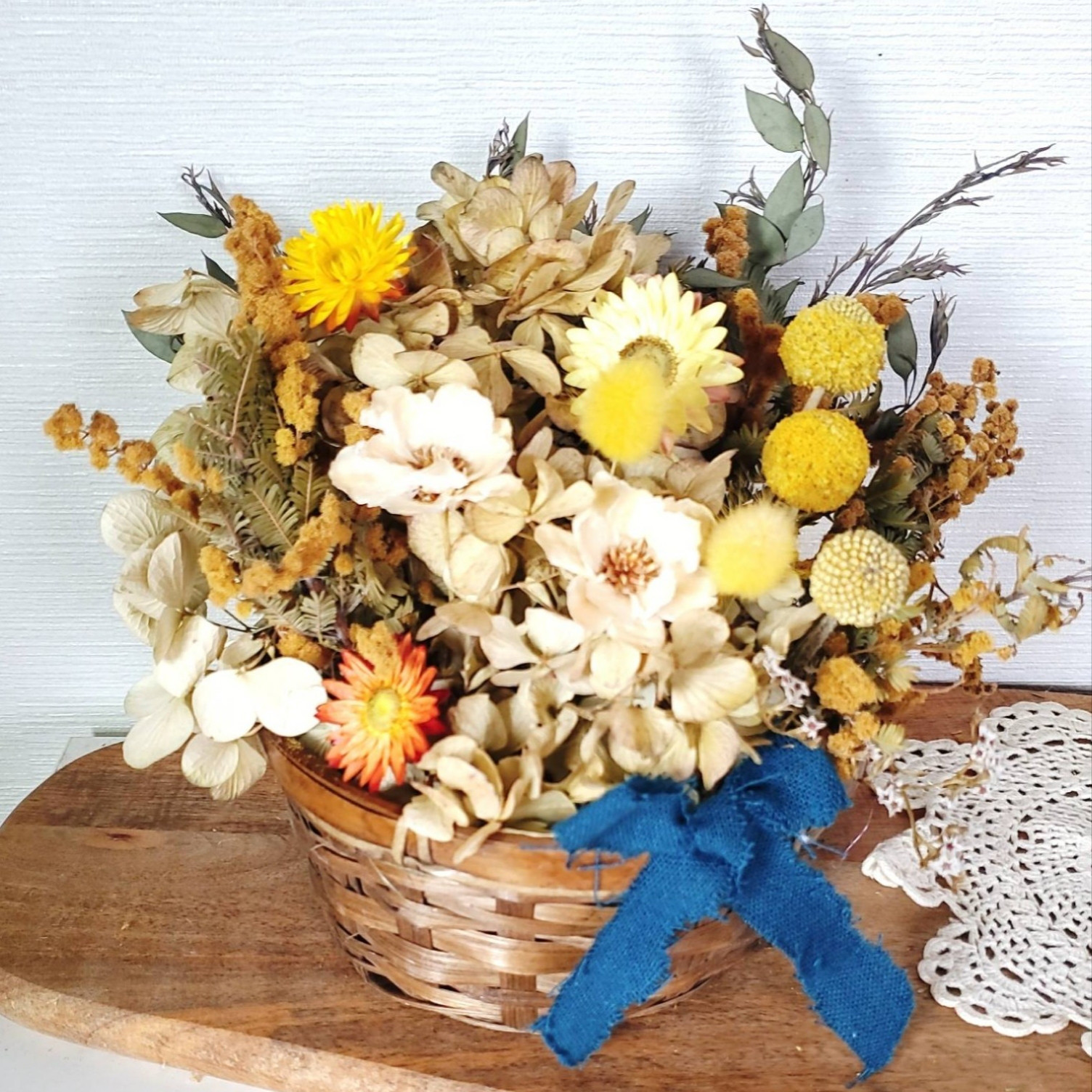 秋色紫陽花•ユーカリ•スモークツリーのフライングリース フライング