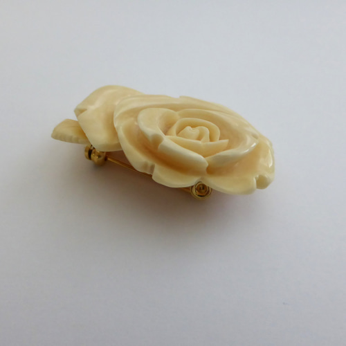 本象牙 薔薇のブローチ ブローチ マテリアルマスター 通販 18116056