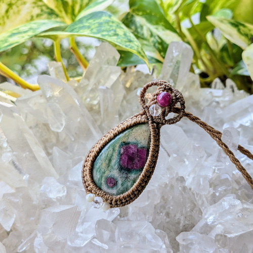 ♡ハート模様♡☆ルビーインフックサイト☆マクラメ編みネックレス 190