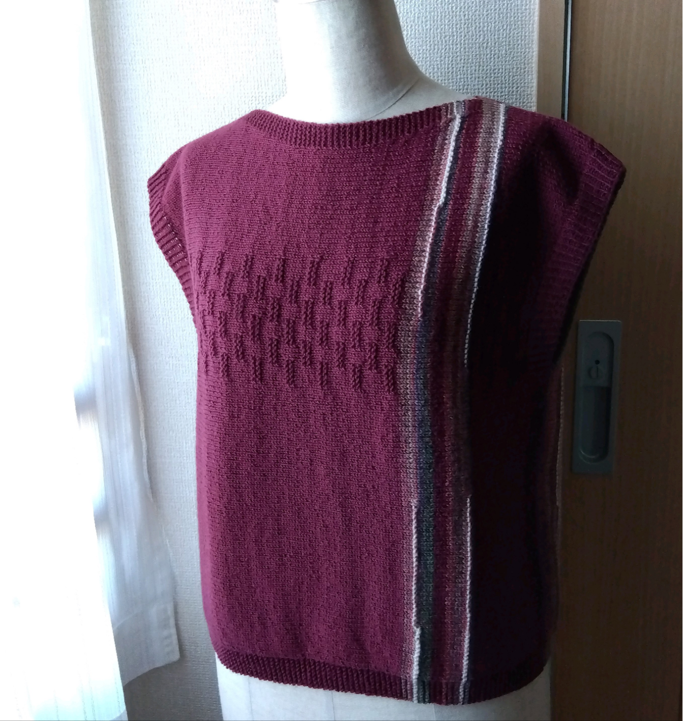 手編みの『前後2way』ベスト【赤色系】