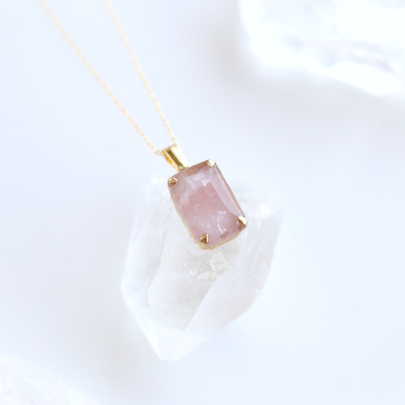 gemstone jewelry クンツァイトのネックレス　 2枚目の画像