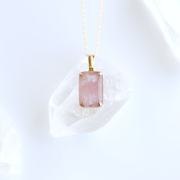 gemstone jewelry クンツァイトのネックレス　 1枚目の画像