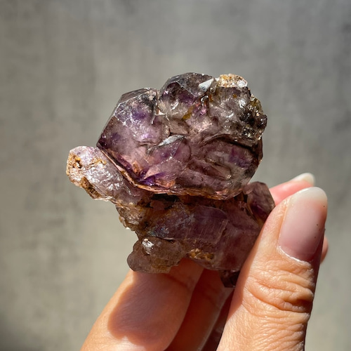 ジンバブエ産【シャンガーンアメジスト⑨】虹あり｜ファントム｜鉱物