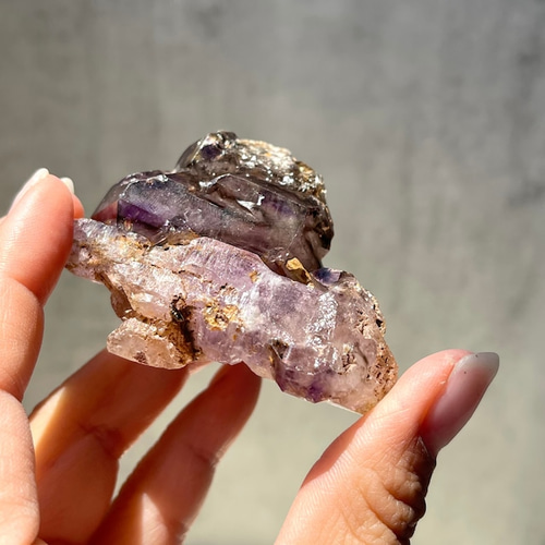 ジンバブエ産【シャンガーンアメジスト⑨】虹あり｜ファントム｜鉱物