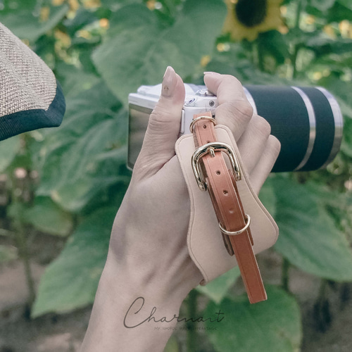 名入れ無料｜本革カメラハンドストラップ｜一眼レフ・ミラーレス対応