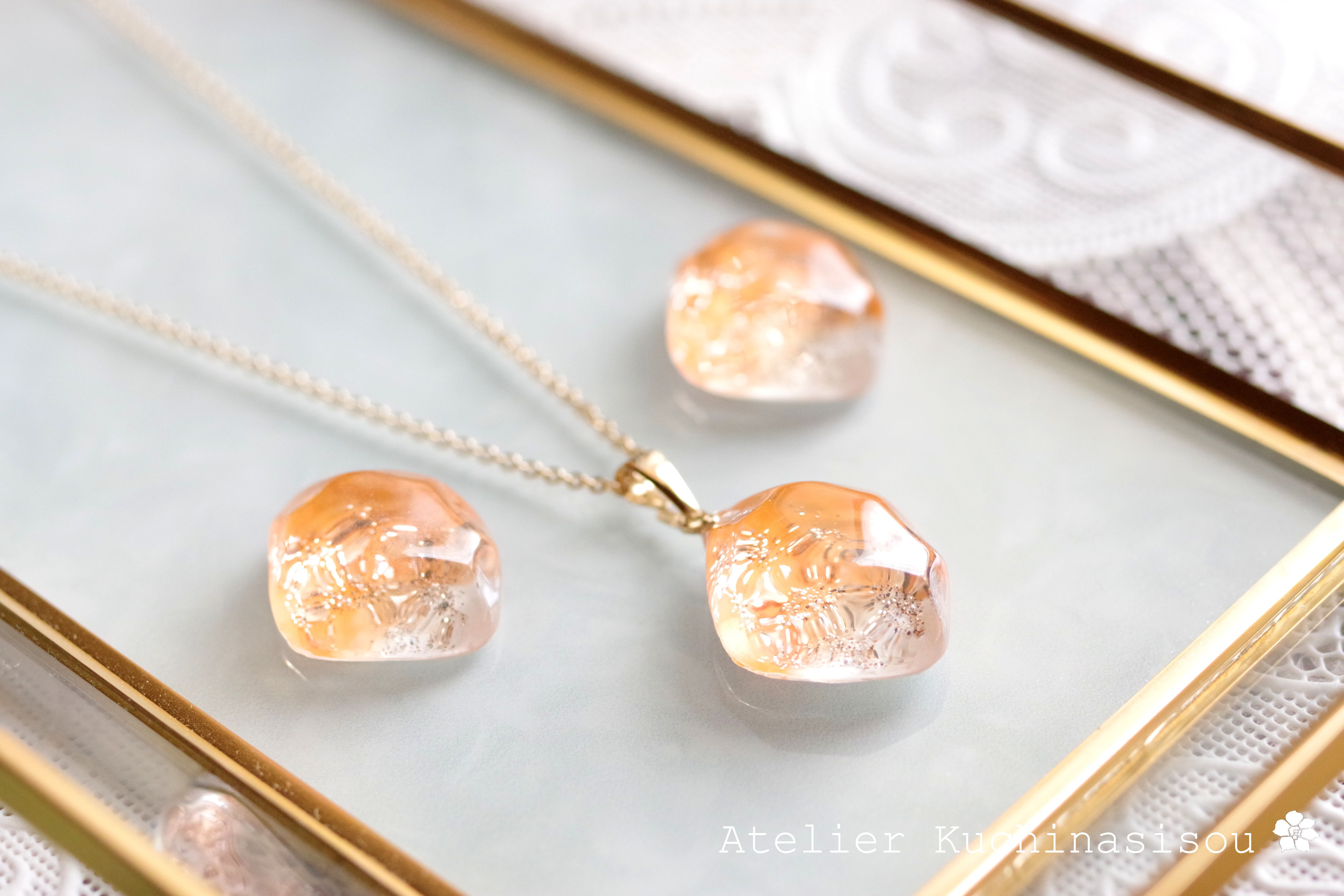 【Creema限定】レジンアート　鉱物ピアス/イヤリングとペンダント〈夕焼け〉