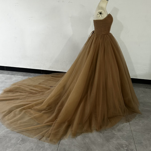 ブラウンカラードレス オフショルダーの2WAYドレス ロングトレーン