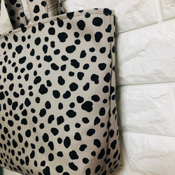 ❤️大人気ダルメシアン柄グレージュトートバッグ❤️ 2枚目の画像