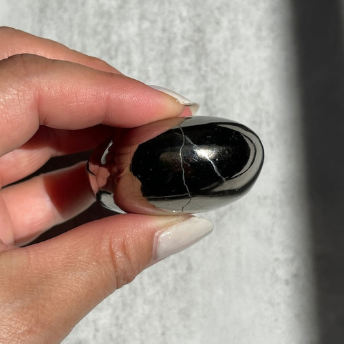 インド産【パイライト】パーム 握り石 ④ 鉱物 天然石 その他