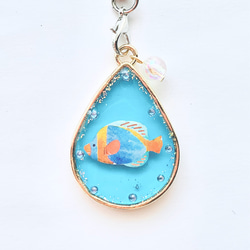 魚型キーホルダー グレーと青 fb8e1404c59aa14275bbf4a96dc10a