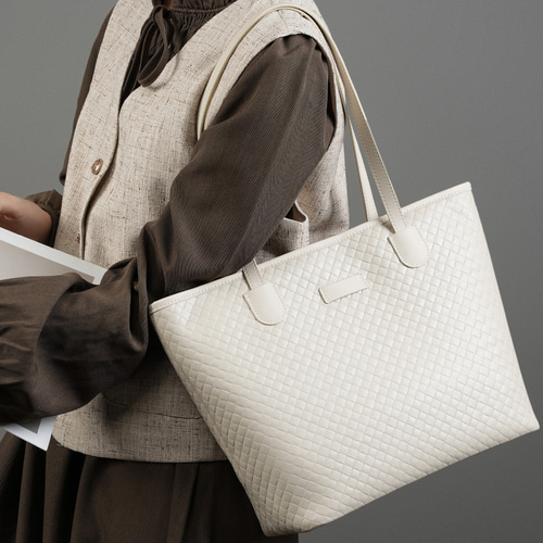 モダン•高級感•植鞣し牛革編み込みトートバッグ•牛革肩がけかばん  