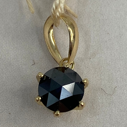 k18YG AU750 18金 ブラックダイヤモンド 0.7ct ペンダントトップ