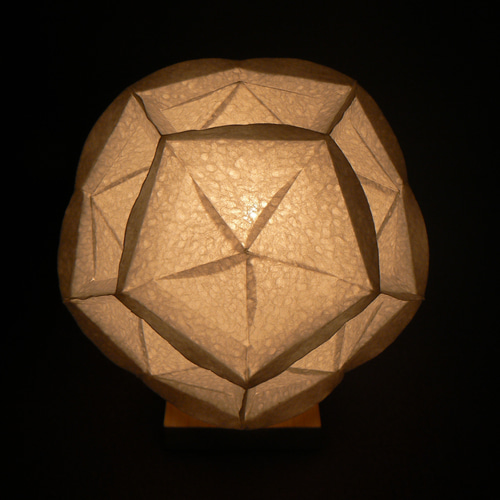 和紙の手作りランプシェード 美濃和紙使用 [稜] 3-1 どこにもない癒し