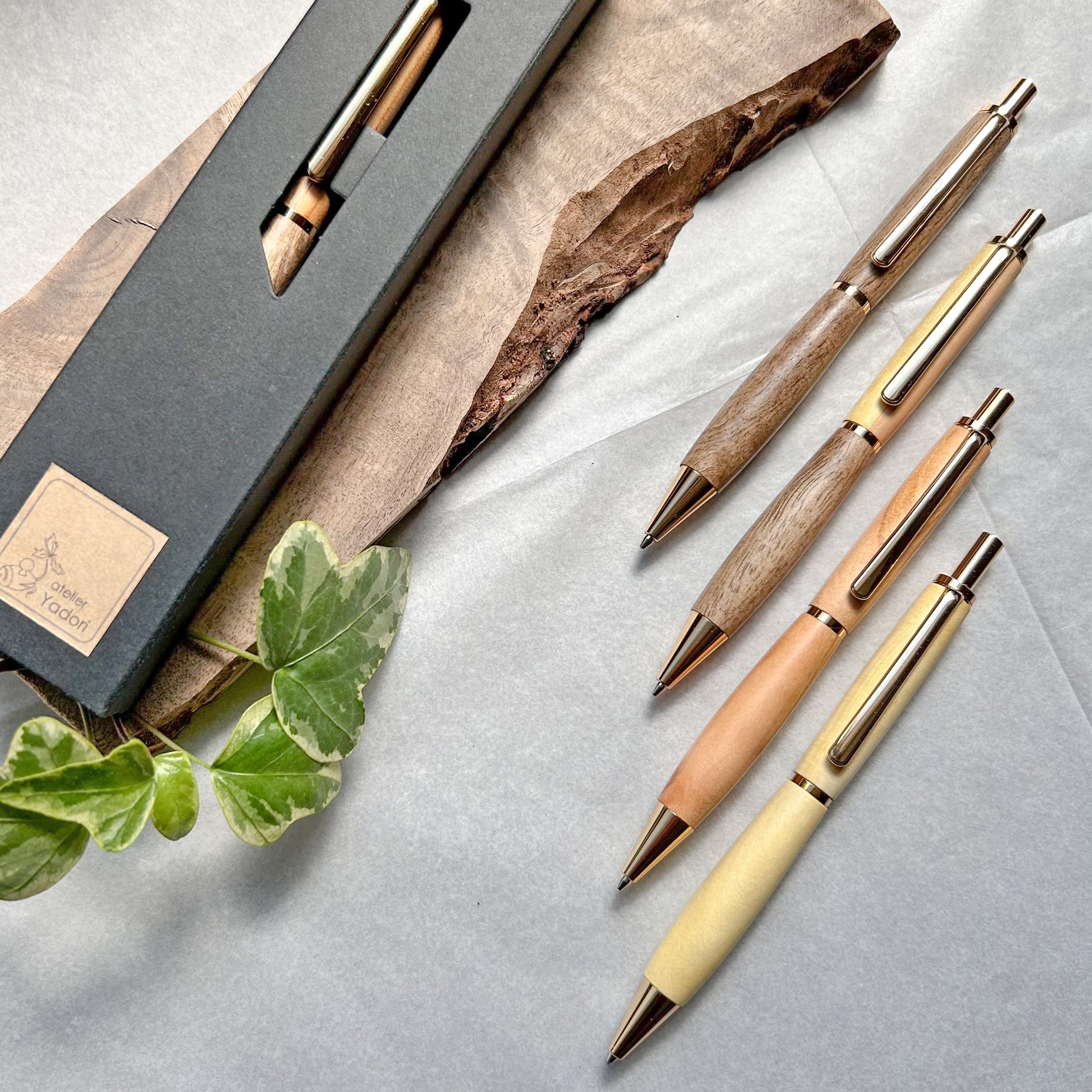 木軸 ボールペン Minori ～ 桃栗三年柿八年 ～®　（国産 木製 フルーツウッド 名入れ ギフト ペン）