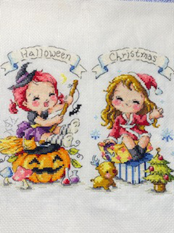 クロスステッチ完成品（即日発送可）ハロウィンクリスマスの少女 