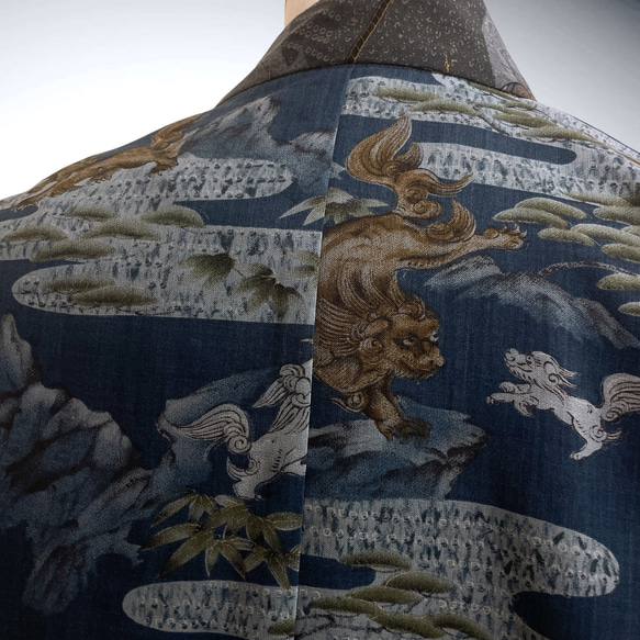 獅子紋様 メンズ 優雅な風格 着物ガウン 羽織 着物リメイク 長襦袢リメイク 衣装 和装コーデ J6637 人気・おすすめ｜多用途・生活用品におすすめ キャンペーン中 即納 即日発送サービス