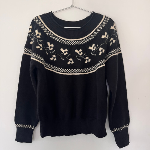 北欧ノルディックお洒落な大人なざっくりセーター 黒オフホワイト