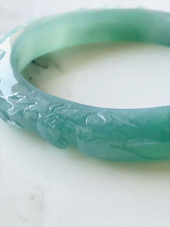 B6010-0127】ジェイド 翡翠 ヒスイ バングル 希少 グアテマラ産 B6010-0127】ジェイド 翡翠 ヒスイ バングル 希少 グアテマラ産