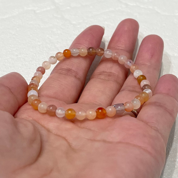 天然石ブレスレット407◇マダガスカルカーネリアン 4枚目の画像