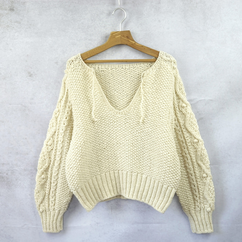 新品 ペルーニット 手編み ハンドメイド ケーブル セーター ラスト1点☆SALE【即納可】ウール・袖ケーブル編みプルオーバー（N