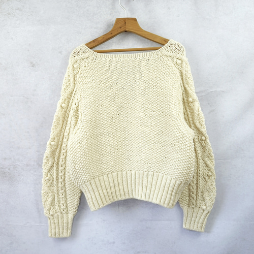 ラスト1点☆SALE【即納可】ウール・袖ケーブル編みプルオーバー（N