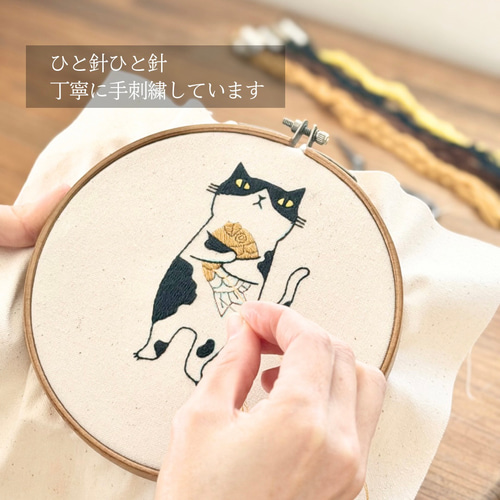 手刺繍＊帆布のファスナーポーチ（猫とたい焼き） ポーチ ココカカオ