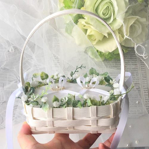 リングボーイ・リングガール　ラジコンカー　結婚式　※リングピロー用カゴ付き ラジコンカー 結婚式 リングガール リングボーイの通販 by Yuika store