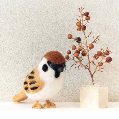 羊毛フェルト＊手のひらサイズのまったり鳥さん❤︎すずめ 羊毛