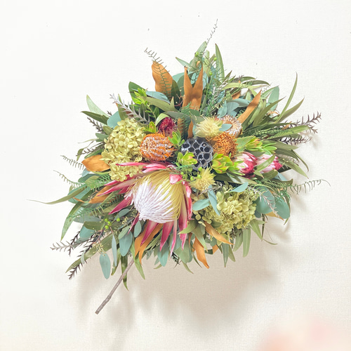 バンクシアとプロテアのスワッグ