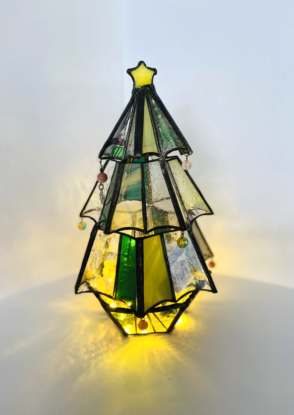 ステンドグラスのクリスマスツリー クリスマスツリー グラスウッド