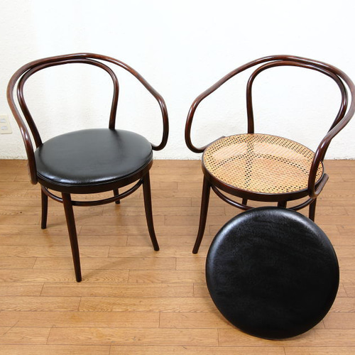 世界の名作椅子】ファーメグFAMEG ベントウッドアームチェア No9