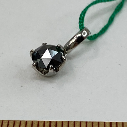 pt900 プラチナペンダント ブラックダイヤモンド 0.68ct ペンダント 