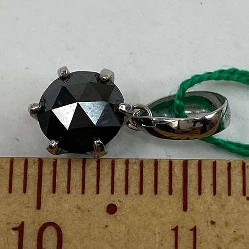 pt900 プラチナペンダント ブラックダイヤモンド 0.68ct ペンダント 