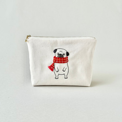 シー様オーダー　刺繍　ハンドメイド　巾着　パグ　犬　手刺繍　キナリ　巾着ポーチ 手刺繍＊巾着ポーチ（寒がりパグ） 巾着袋 ココカカオ 通販