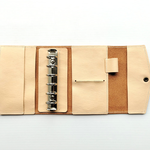 ✻ ミニ6 ✻ ヌメ革 フラップ式 ミニ6穴システム手帳 ✻ ナチュラル