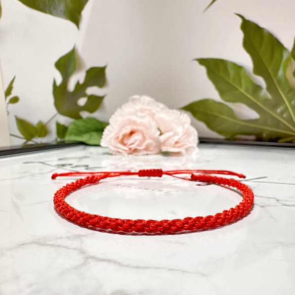 送料無料】手編みミサンガ ブレスレット 二重ねじり結び 赤