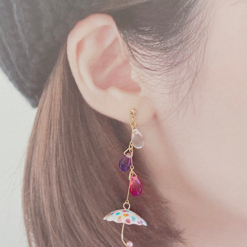 ☂️傘と雫 紫陽花の雫 ♪ヤクルトスワローズ応援にも♪ ピアス 