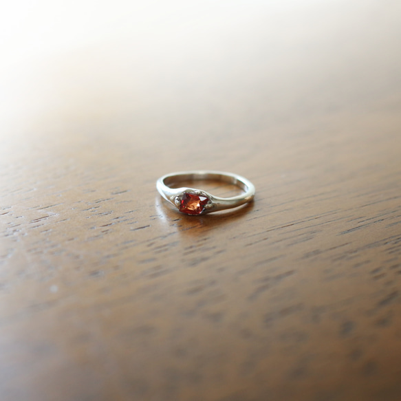 （獨一無二，Silver925）紅色尖晶石花式切割戒指（5*4mm，尺寸10.5） 第4張的照片