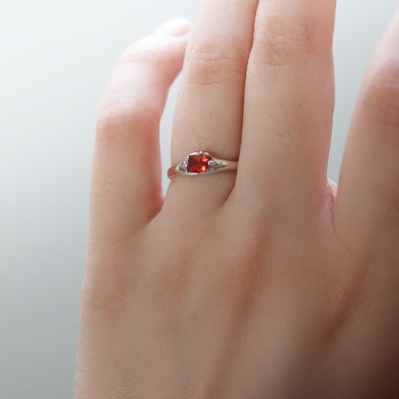 （獨一無二，Silver925）紅色尖晶石花式切割戒指（5*4mm，尺寸10.5） 第3張的照片