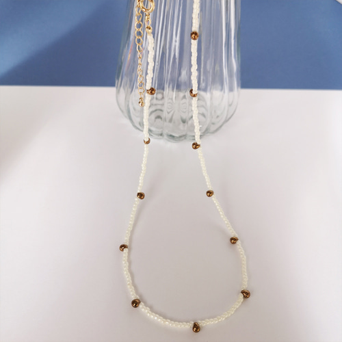 white×brown♡ビーズネックレス 白／ブラウン／シルバー／ビーズ