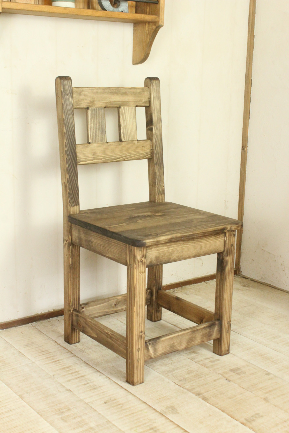 カントリーチェアー エボニー色 15,980円