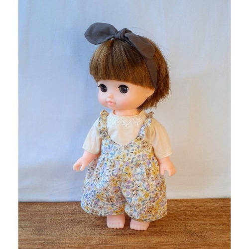 再販×3】フリフリ肩紐の花柄サロペット 《秋冬服 メルちゃん服 ソラン 