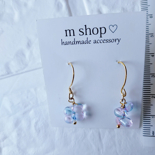 ガラスビーズ ハンドメイドピアス ピアス（フック・チェーン） m shop