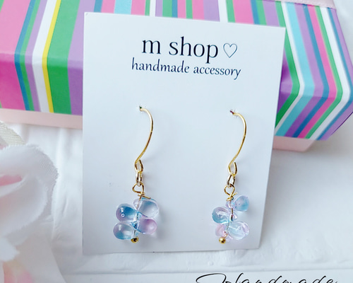 ハンドメイド☆ビーズピアス a02e391913accbb3208bc2473b951e